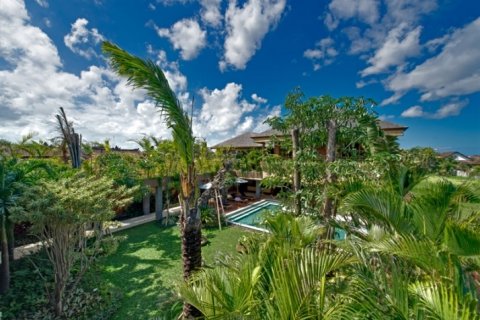 Vila 5 kamar tidur di Seminyak, Badung, Bali (1253)