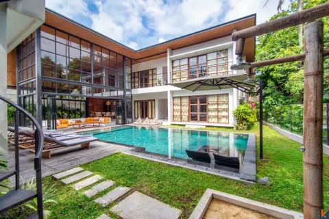 Vila 5 kamar tidur di Pererenan, Mengwi, Badung, Bali (11017)