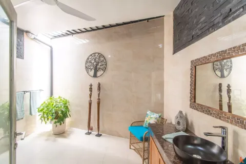 3 bedrooms Villa in Kerobokan, Badung, Bali (11022) 20