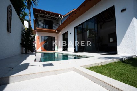 Vila 3 kamar tidur di Kuta, Badung, Bali (13615)
