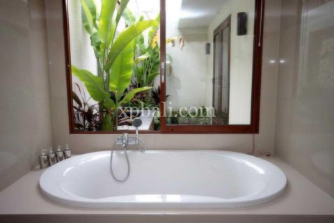 4 bedrooms Villa in Seminyak, Badung, Bali (1018) 9