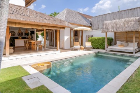 Vila 3 kamar tidur di Seminyak, Badung, Bali (1877)