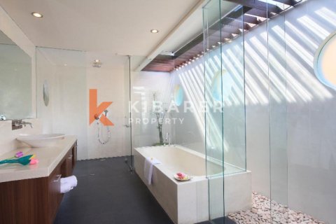 4 bedrooms Villa in Kerobokan, Badung, Bali (13018) 12