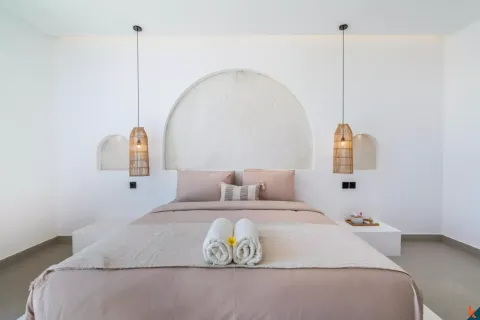 4 bedrooms Villa in South Denpasar, Denpasar, Bali (10909) 25