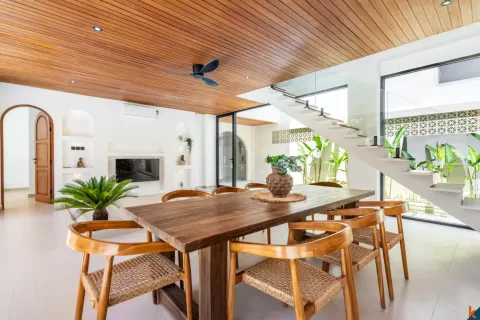 4 bedrooms Villa in South Denpasar, Denpasar, Bali (10909) 6