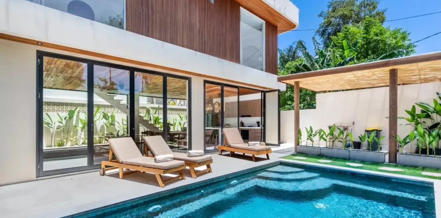 4 bedrooms Villa in South Denpasar, Denpasar, Bali (10909)