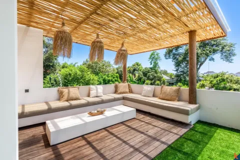 4 bedrooms Villa in South Denpasar, Denpasar, Bali (10909) 4