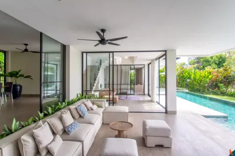 4 bedrooms Villa in Tumbak Bayuh, Mengwi, Badung, Bali (11219) 8