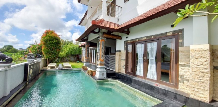 4 bedrooms Villa in South Kuta, Badung, Bali (12228)