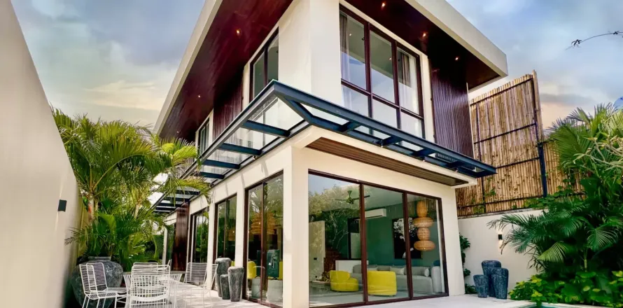 4 bedrooms Villa in Badung, Bali (10845)