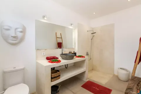 2 bedrooms Villa in Kerobokan, Badung, Bali (14076) 22