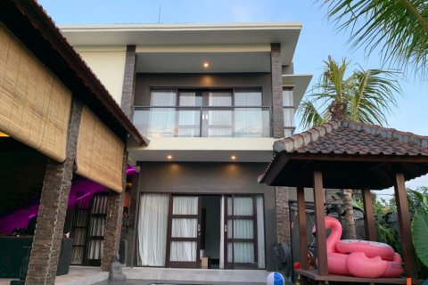 Vila 3 kamar tidur di Tumbak Bayuh, Mengwi, Badung, Bali (12219)