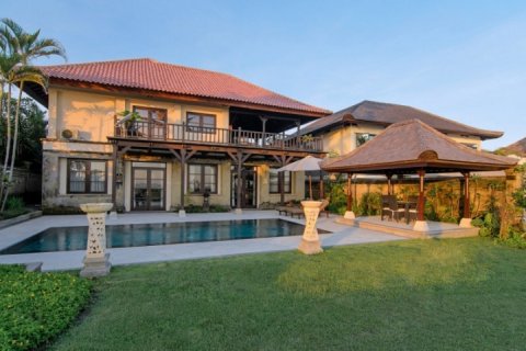4 bedrooms Villa in Tabanan, Bali (1497) 2