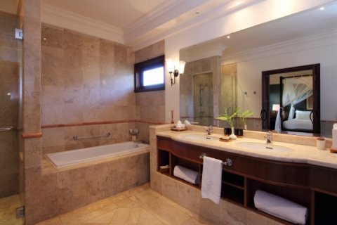 4 bedrooms Villa in Tabanan, Bali (1497) 23