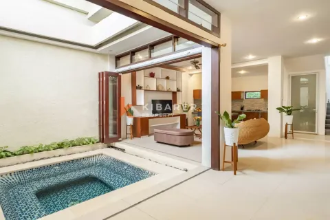 Vila 2 kamar tidur di Kerobokan, Badung, Bali (12684)