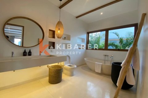 Vila 4 kamar tidur di Kuta, Badung, Bali (12486) 24