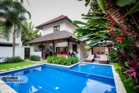 Vila 5 kamar tidur di Seminyak, Badung, Bali (5425)