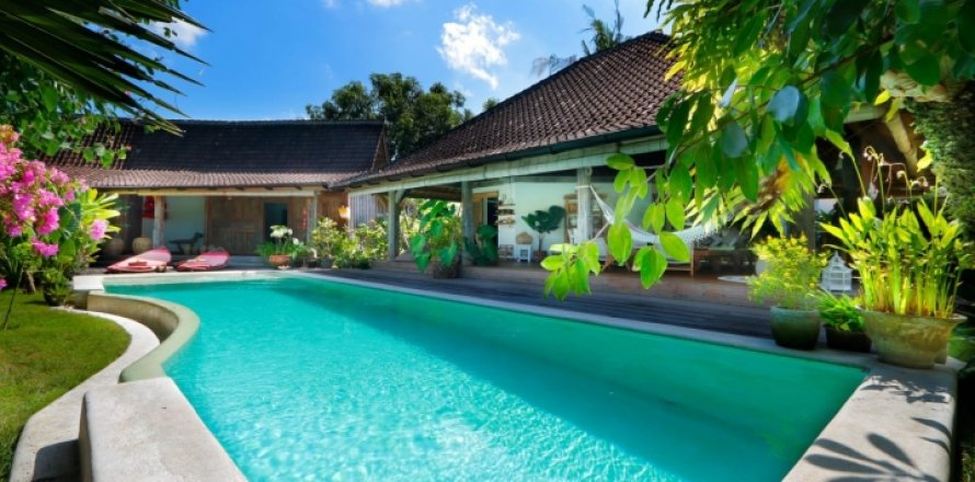 5 bedrooms Villa in Tampaksiring, Gianyar, Bali (2296)