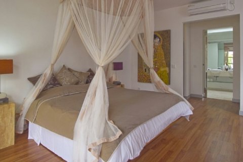 Vila 4 kamar tidur di Seminyak, Badung, Bali (1769) 8