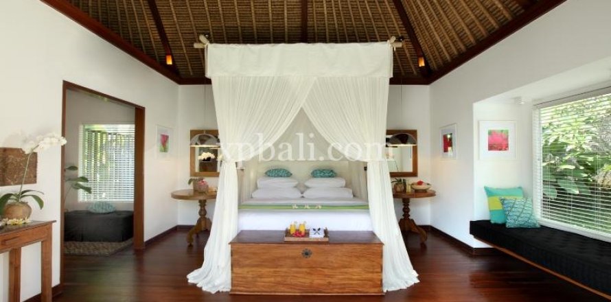 Vila 1 kamar tidur di Seminyak, Badung, Bali (1003)