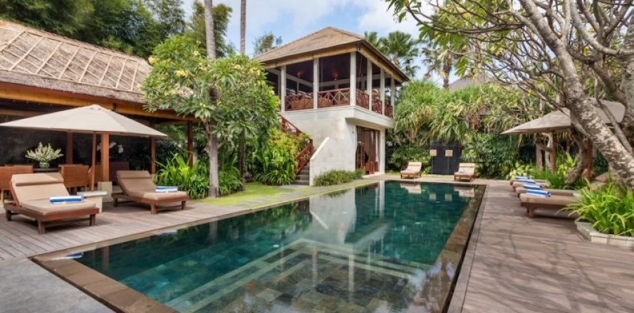 3 bedrooms Villa in Seminyak, Badung, Bali (1572)