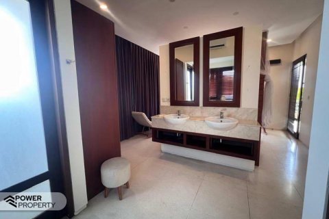 Vila 4 kamar tidur di Canggu, Badung, Bali (9308) 11