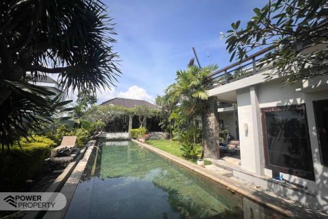 Vila 4 kamar tidur di Canggu, Badung, Bali (9308)