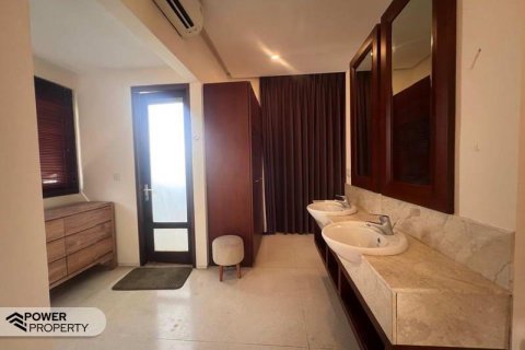 Vila 4 kamar tidur di Canggu, Badung, Bali (9308) 13