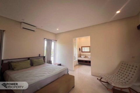 Vila 4 kamar tidur di Canggu, Badung, Bali (9308) 23