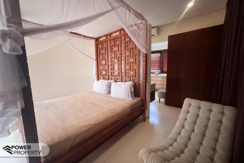 Vila 4 kamar tidur di Canggu, Badung, Bali (9308) 8