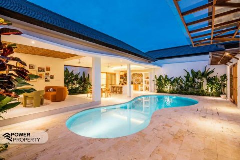Vila 3 kamar tidur di Canggu, Badung, Bali (9740)