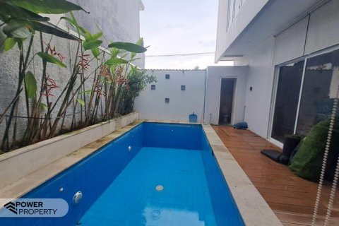 Vila 3 kamar tidur di Seminyak, Badung, Bali (9742)