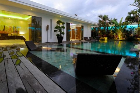 3 bedrooms Villa in Seminyak, Badung, Bali (2011) 8