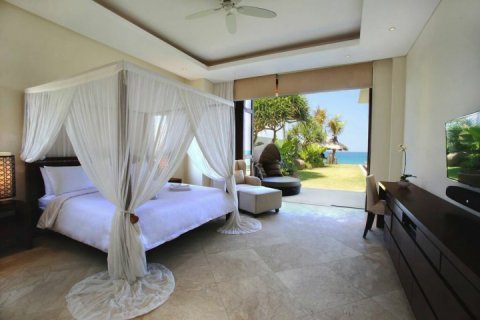 5 bedrooms Villa in Klungkung, Bali (1348) 14
