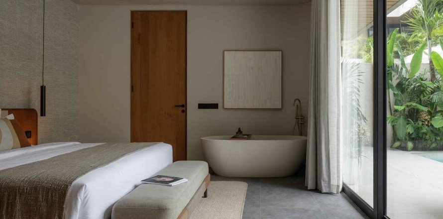 Vila 4 kamar tidur di THE BANK BY OXO, Pererenan, Bali (10002)