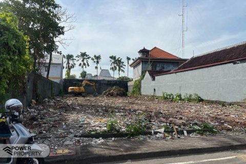 Tanah kavling 800m2 di Seminyak, Badung, Bali (8695)