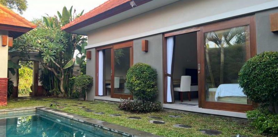 3 bedrooms Villa in Gianyar, Bali (8697)