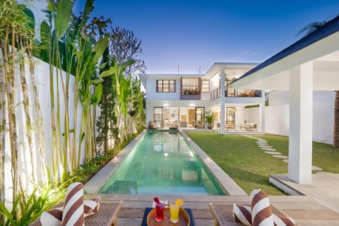 Vila 3 kamar tidur di Canggu, Badung, Bali (5056)