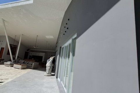 4 bedrooms Villa in Kerobokan, Badung, Bali (720) 21