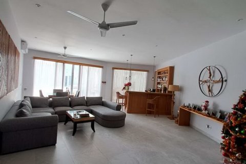 4 bedrooms Villa in Kerobokan, Badung, Bali (720) 25