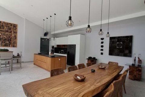 4 bedrooms Villa in Kerobokan, Badung, Bali (720) 6