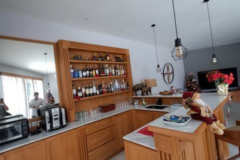 4 bedrooms Villa in Kerobokan, Badung, Bali (720) 27