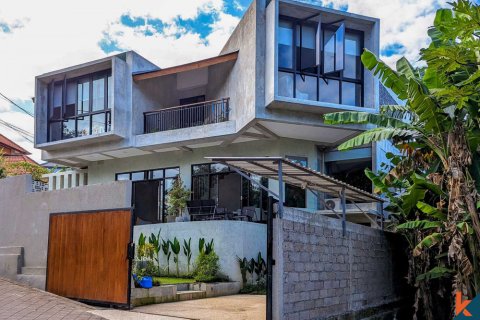 Vila 4 kamar tidur di Denpasar, Bali (11153)