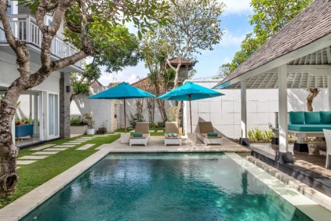 Vila 3 kamar tidur di Seminyak, Badung, Bali (5050)