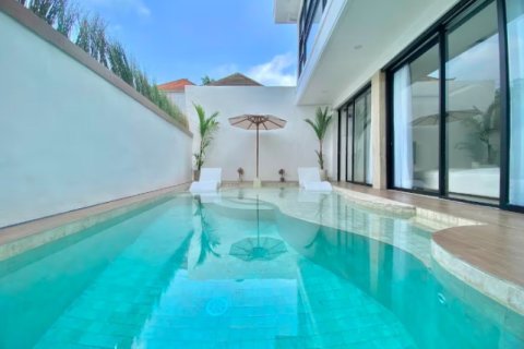 Vila 5 kamar tidur di Kuta Selatan, Badung, Bali (9185)
