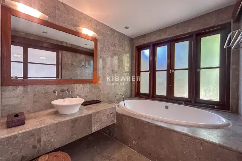 4 bedrooms Villa in Badung, Bali (13952) 22