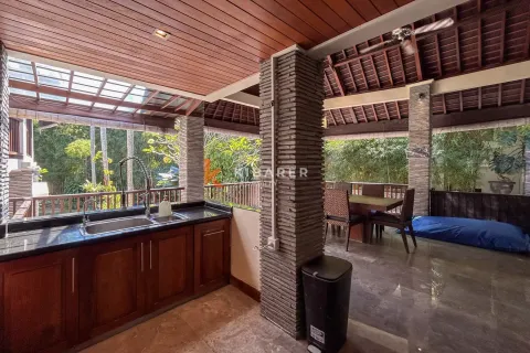 4 bedrooms Villa in Badung, Bali (13952) 8