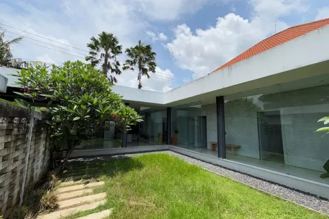 Vila 4 kamar tidur di Gianyar, Bali (11662)
