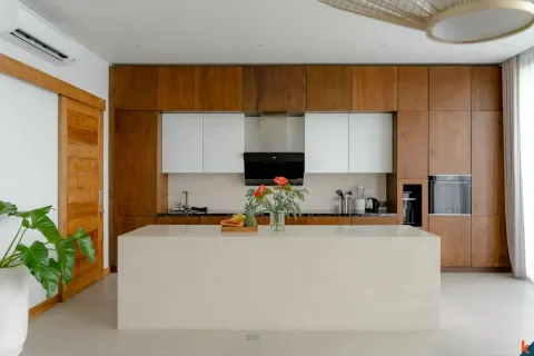 4 bedrooms Villa in Tibubeneng, Badung, Bali (11090) 15