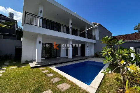 Vila 4 kamar tidur di Denpasar, Bali (13771)